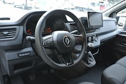 RENAULT TRAFIC 15