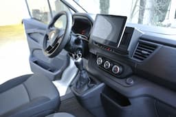 RENAULT TRAFIC 20