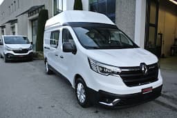 RENAULT TRAFIC 4