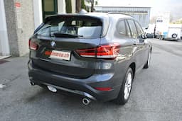 BMW X1 8