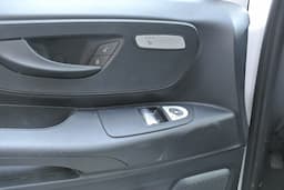 MERCEDES-BENZ VITO 26